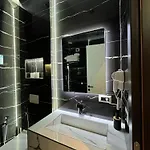 Modern Sueno Lux * Tirana