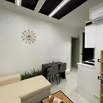 Modern Sueno Lux Tirana