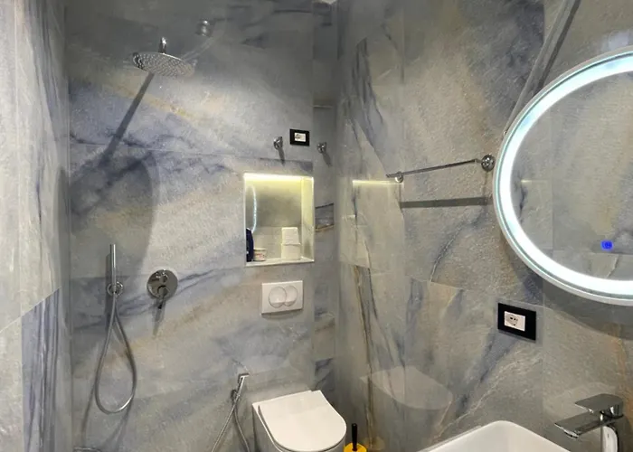 Modern Sueno Lux Тирана