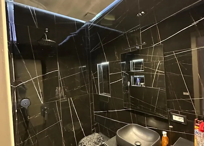 Modern Sueno Lux Тирана